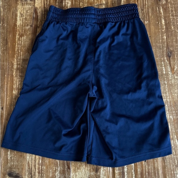 Gray and Navy Shorts Set - Picture 6 of 7